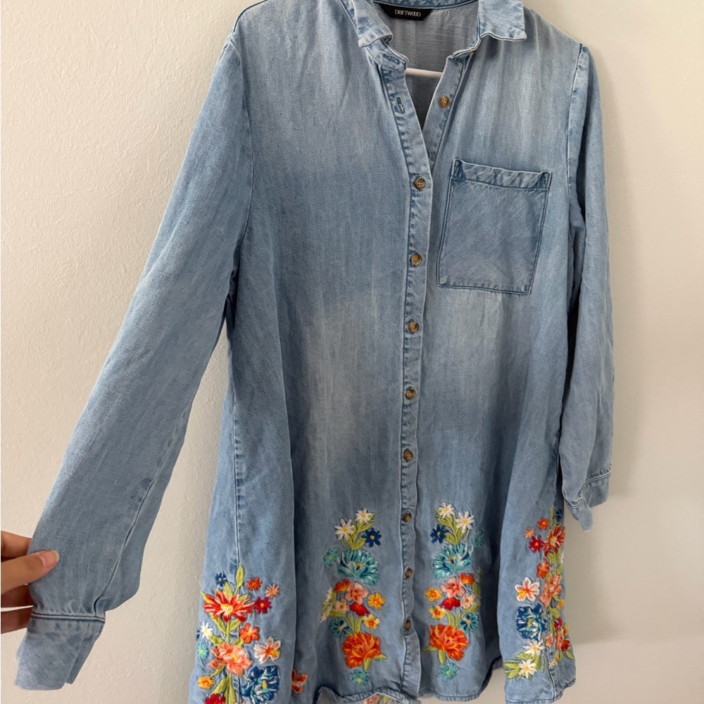 DRIFTWOOD Denim LS Lyocell Jean Shirt Dress Womens Large Embroidered Button
Boho - Picture 4 of 6